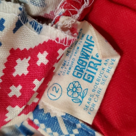 VINTAGE GROWING GIRLS nightgown. #3508 - Picture 8 of 11